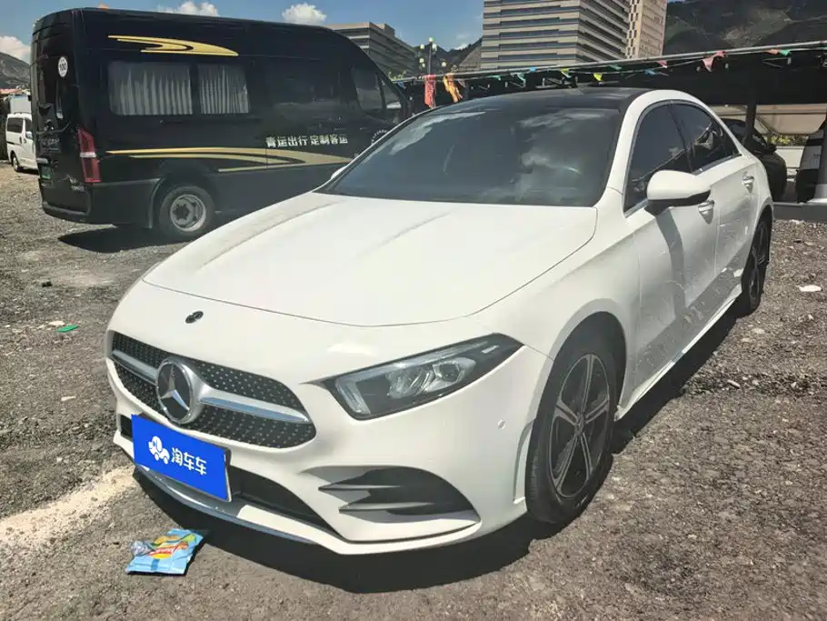 Mercedes-Benz A-Class 2022 — фото 1