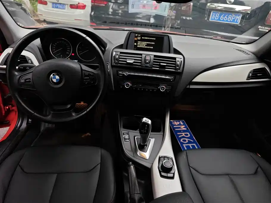 BMW 1 Series 2014 — фото 12