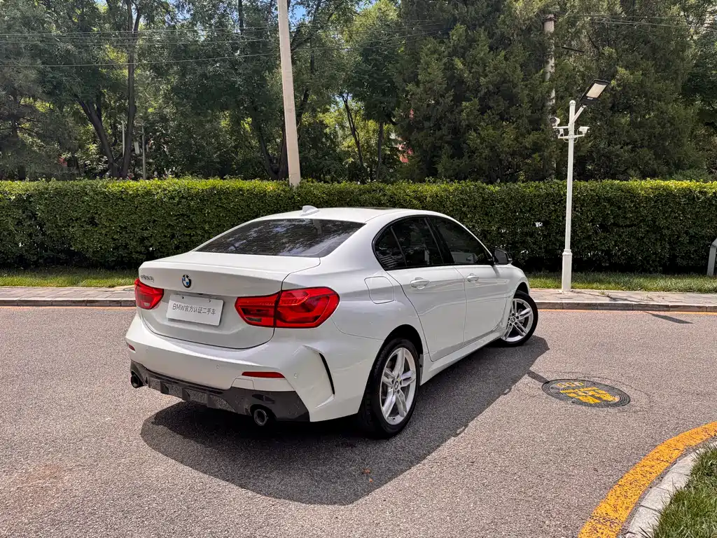BMW 1 Series 2022