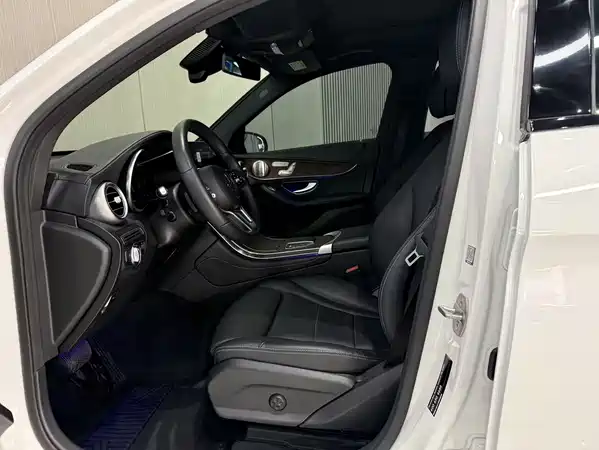 Mercedes-Benz GLC 2021
