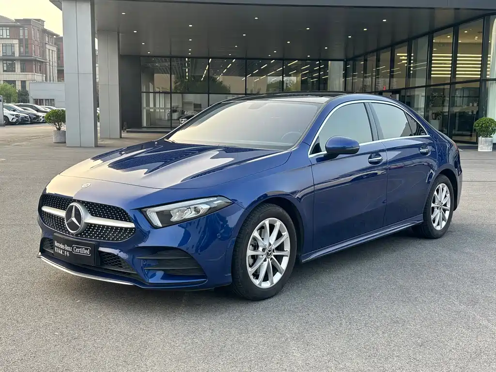 Mercedes-Benz A-Class 2021 — фото 1