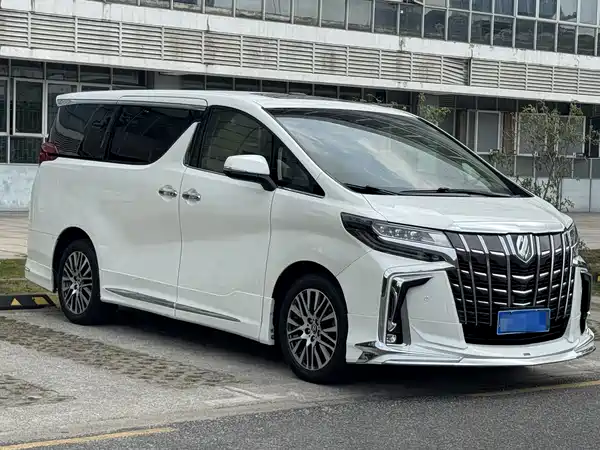 Toyota Alphard 2016
