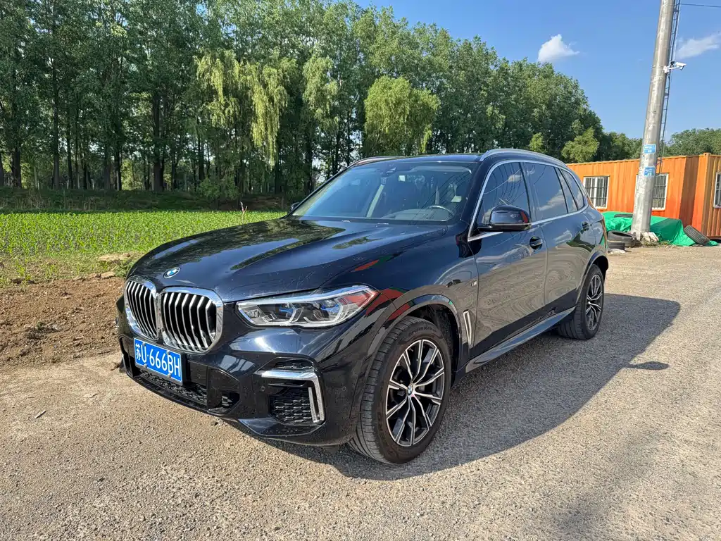 BMW X5 2022 — фото 1