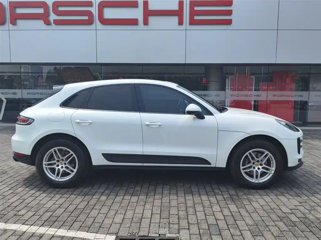 Porsche Macan 2020 — фото 3