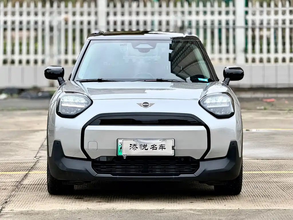 MINI ACEMAN EV 2024