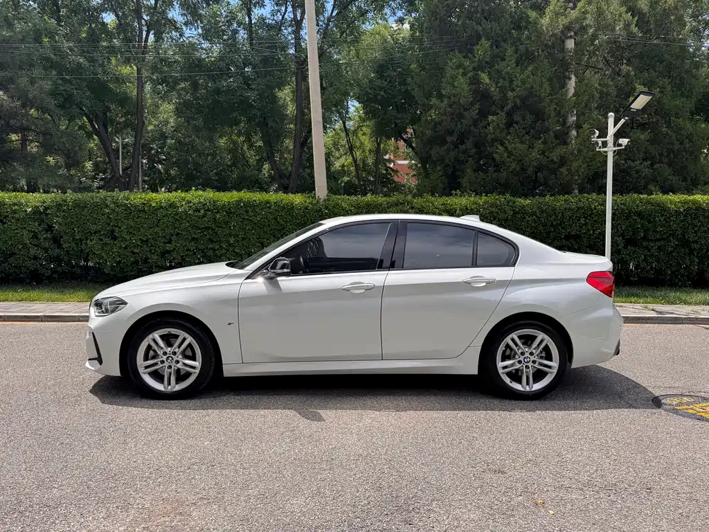 BMW 1 Series 2022