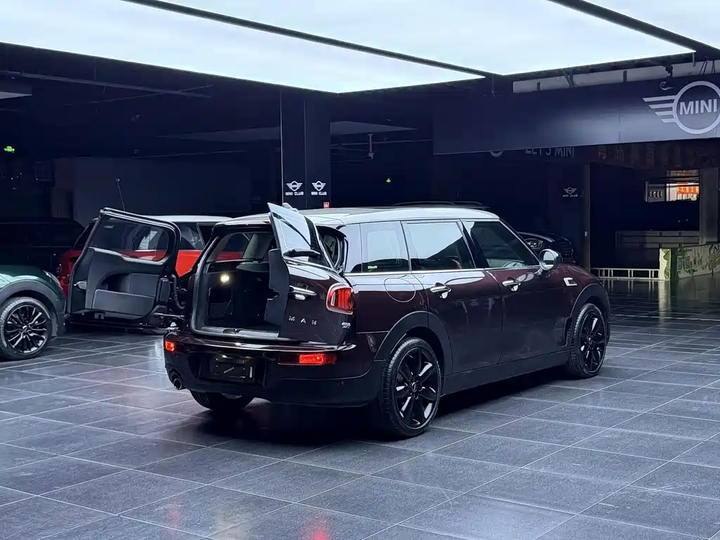 MINI Clubman 2017 — фото 20