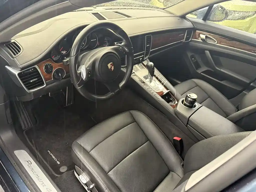 Porsche Panamera 2011