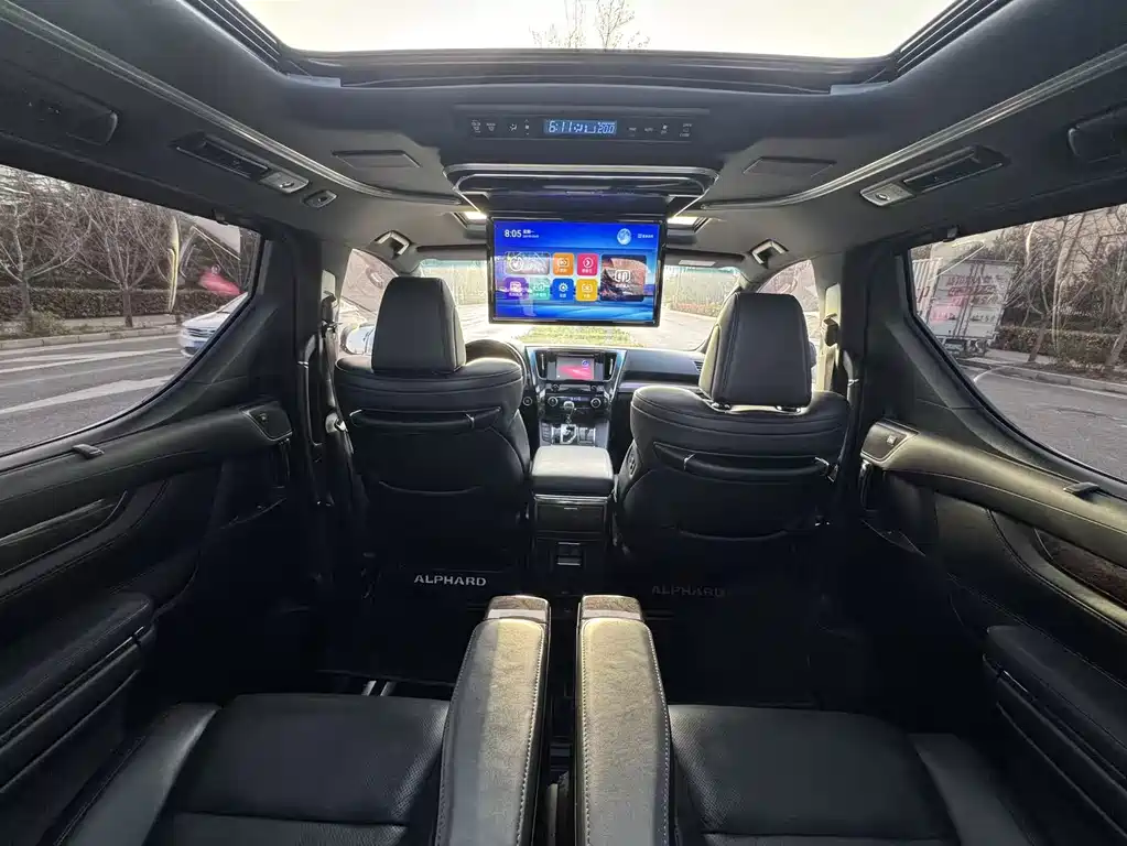 Toyota Alphard 2018 — фото 4