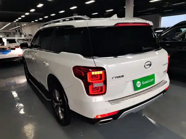 GAC Trumpchi GS8 2017