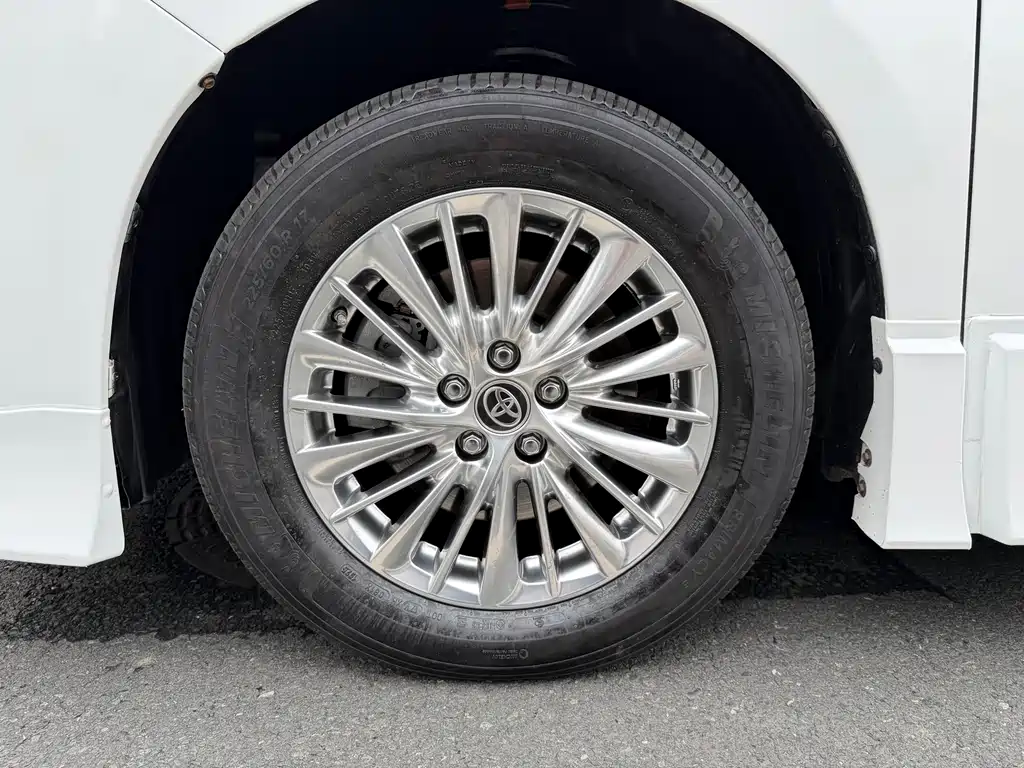 Toyota Alphard 2019 — фото 11