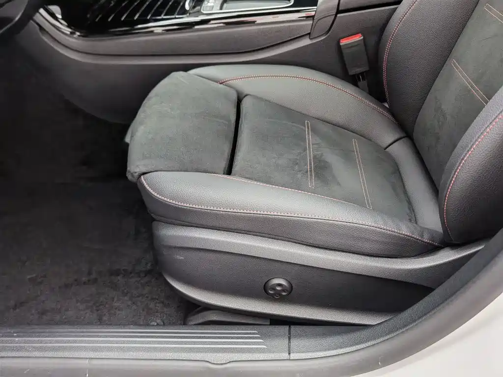 Mercedes-Benz A-Class 2025 — фото 20