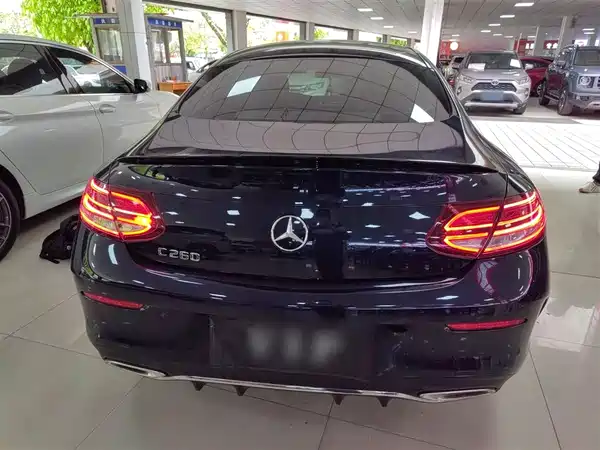 Mercedes-Benz C-Class 2021