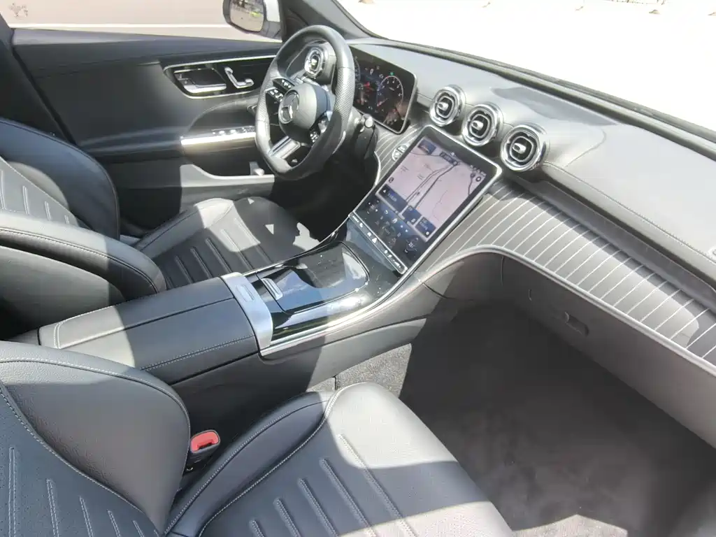 Mercedes-Benz C-Class 2023 — фото 14