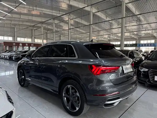Audi Q3 2023