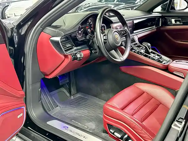 Porsche Panamera 2018