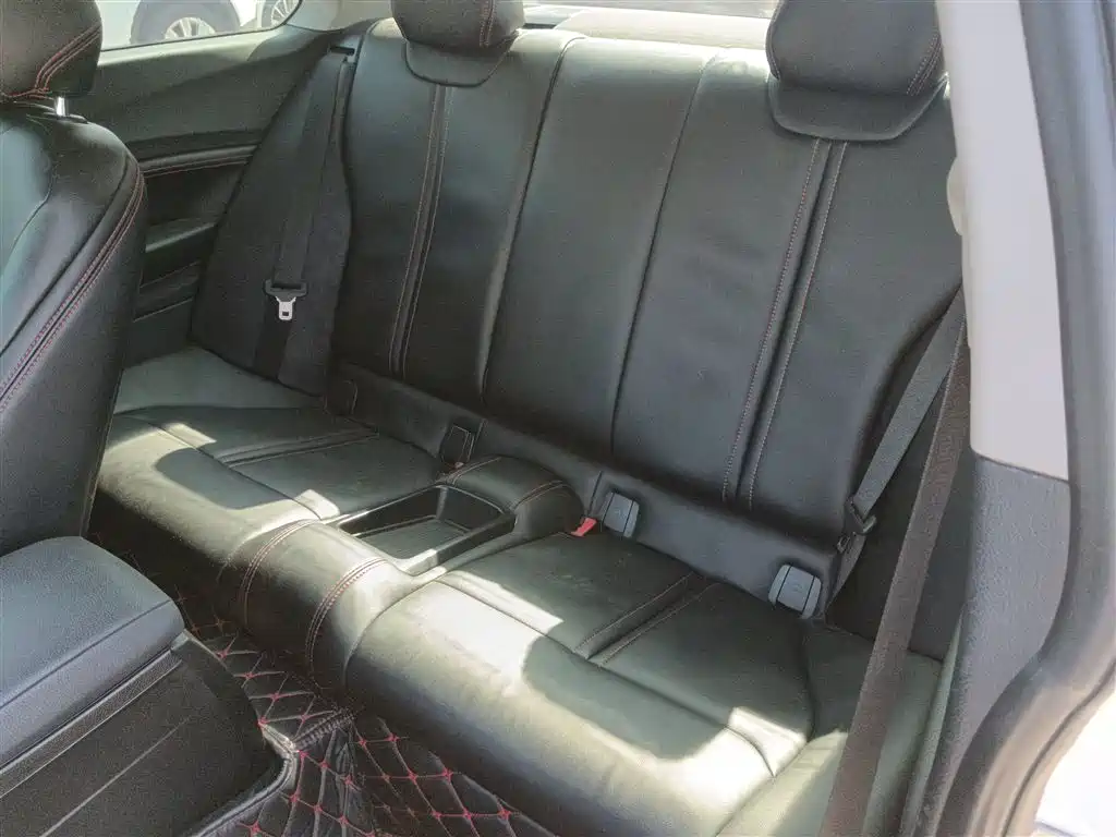 BMW 2 Series 2018 — фото 13