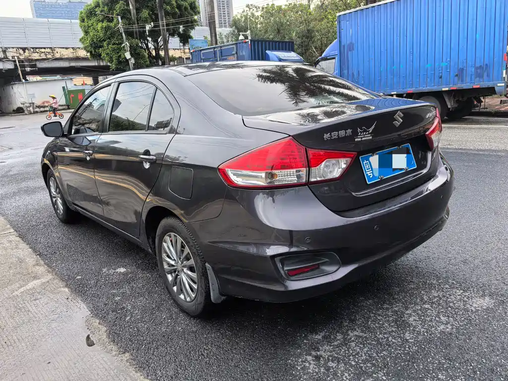 Suzuki Alivio 2016