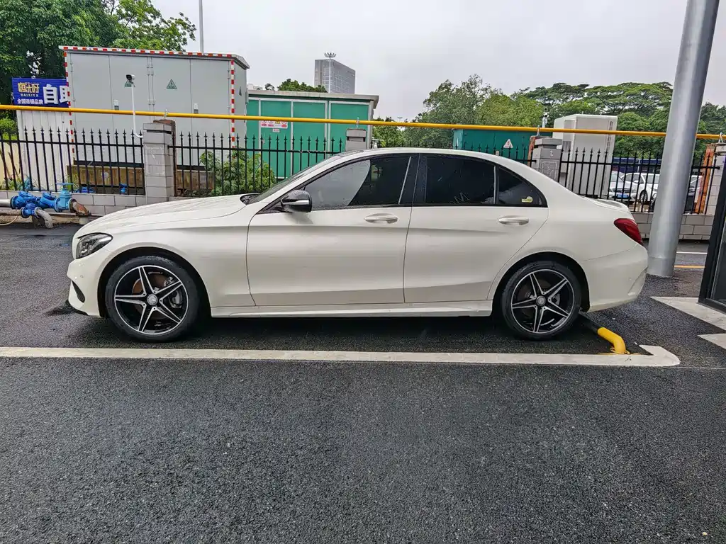 Mercedes-Benz C-Class 2015