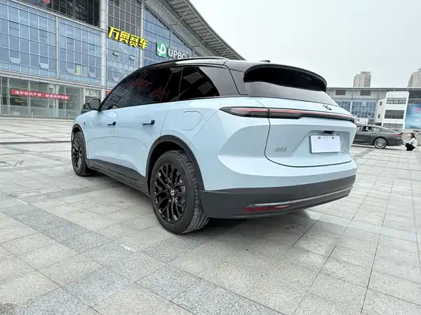 NIO ES6 2024