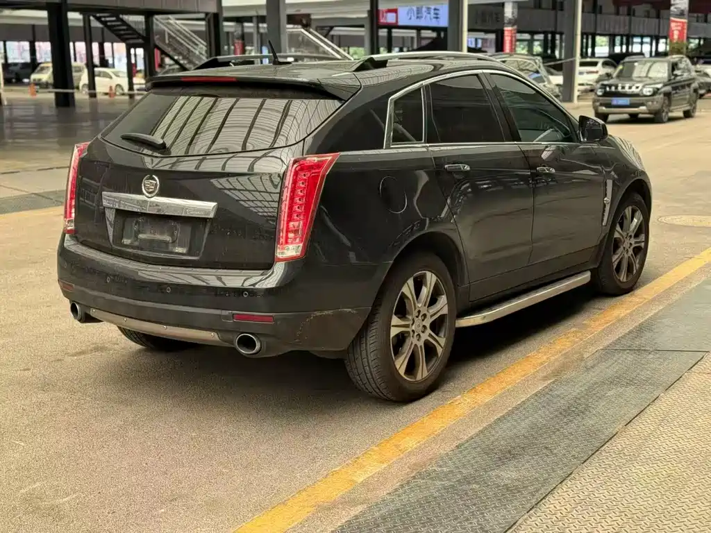 Cadillac SRX 2013 — фото 8