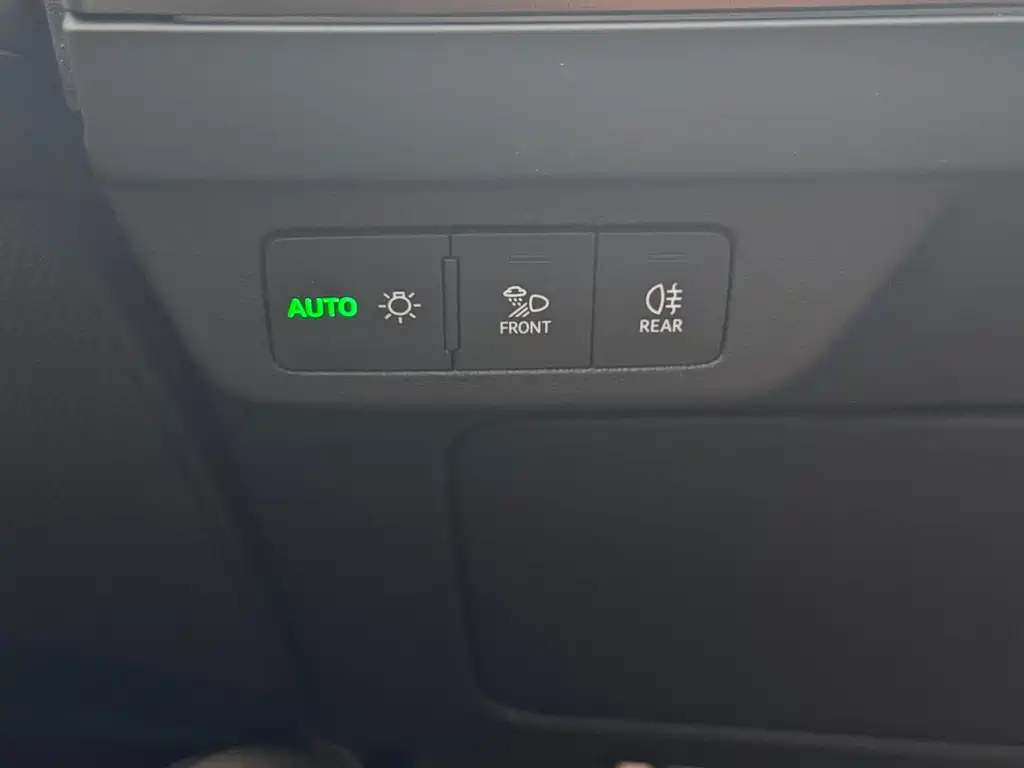 Audi Q5 e-tron 2023 — фото 27