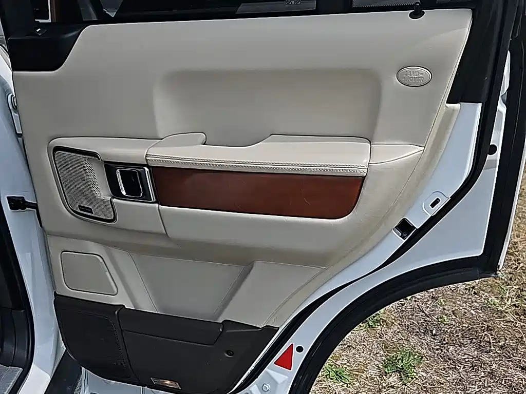 Land Rover Range Rover 2012 — фото 12
