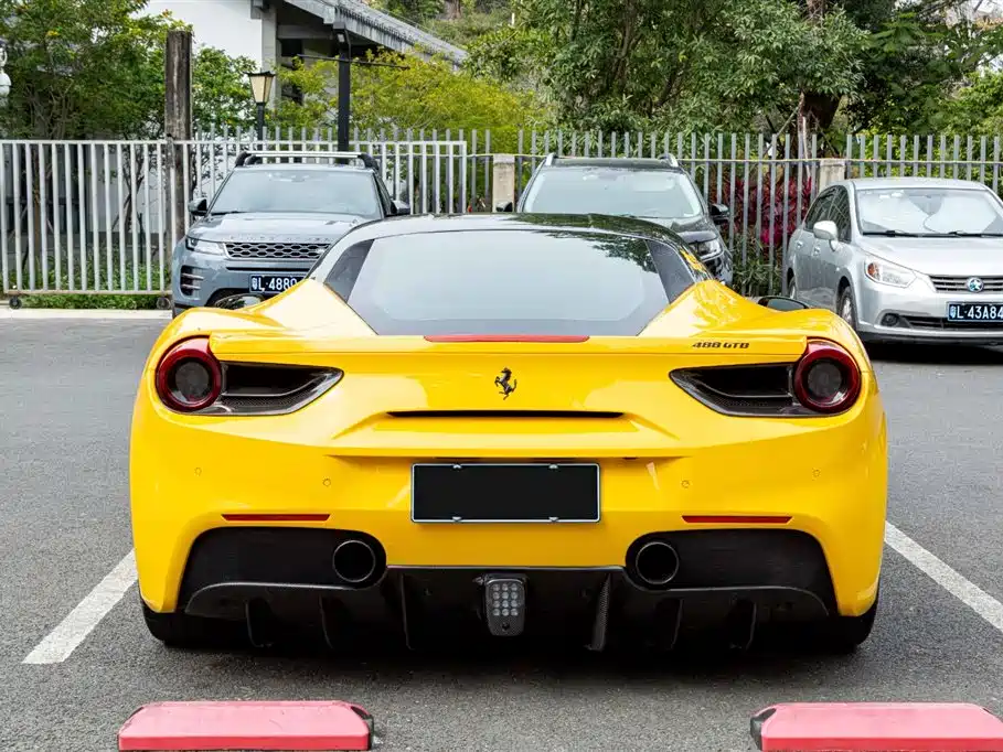 Ferrari 488 2018 — фото 3