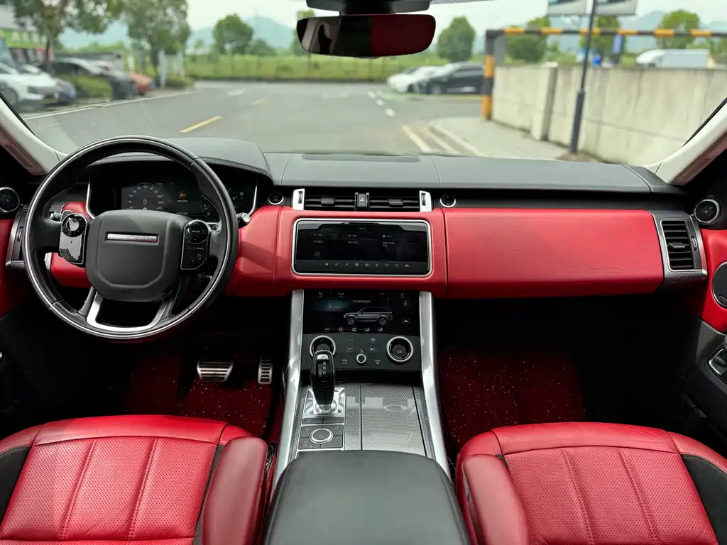 Land Rover Sport 2020 — фото 6