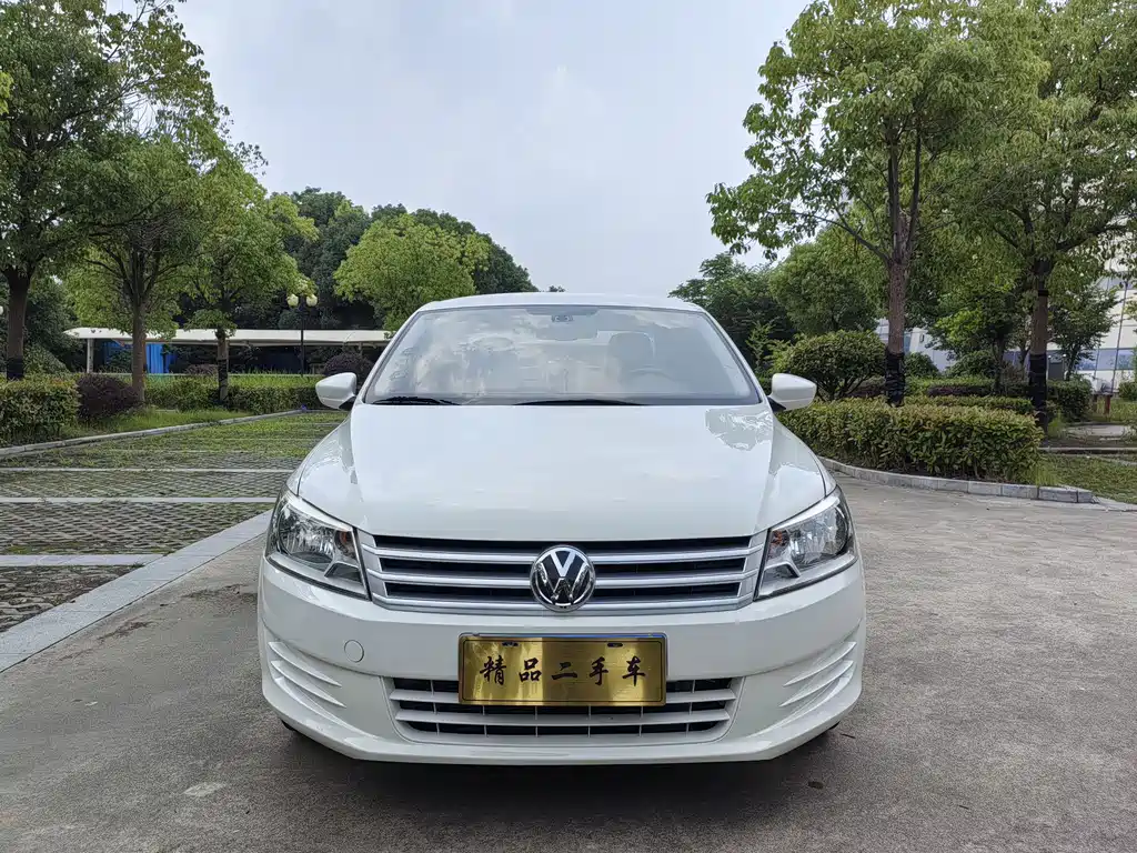 Volkswagen Santana 2014