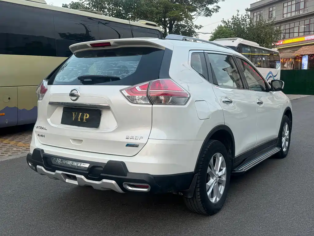 Nissan X-Trail 2016 — фото 6