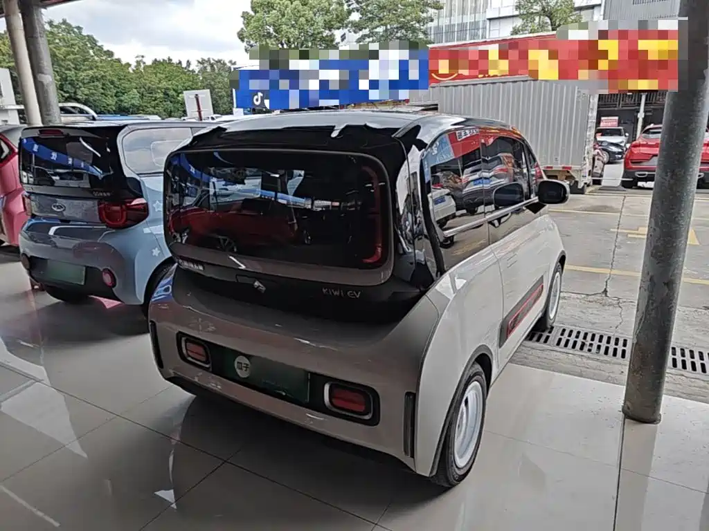 Baojun Kiwi EV 2021