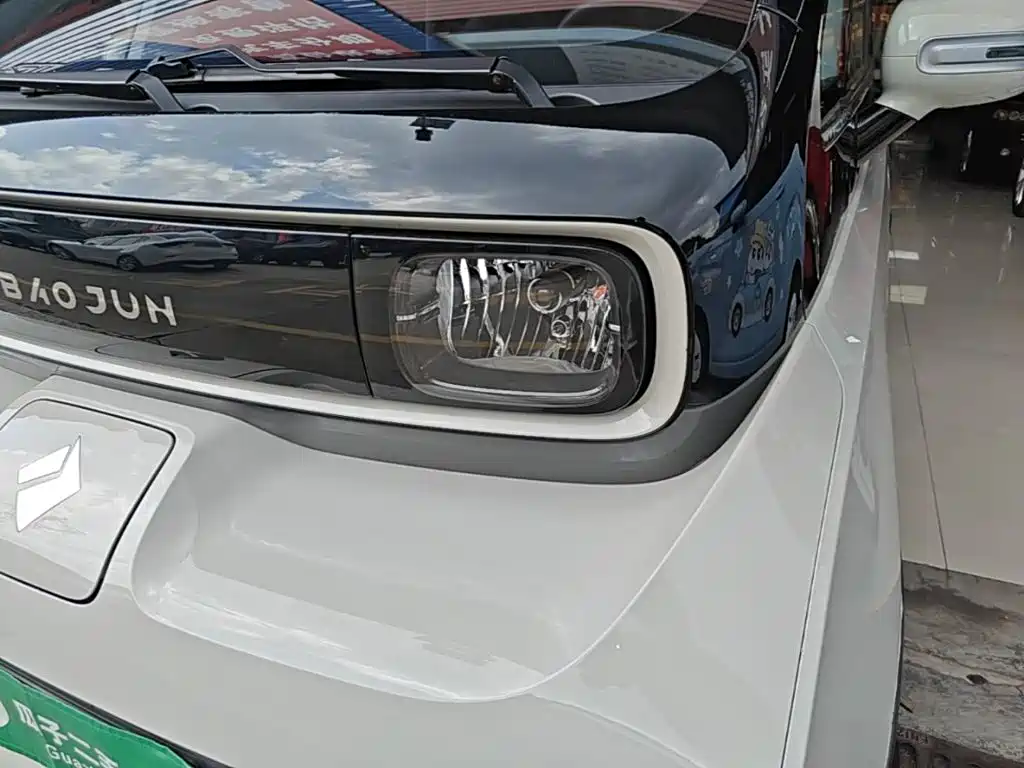 Baojun Kiwi EV 2021 — фото 24