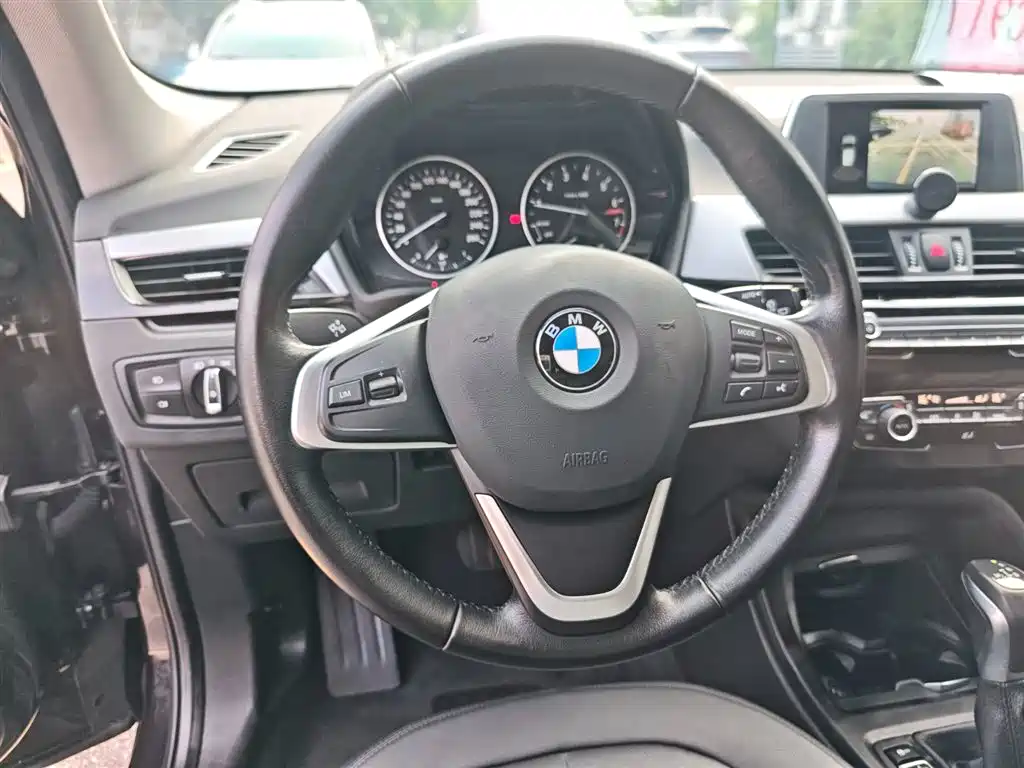 BMW X1 2018 — фото 13