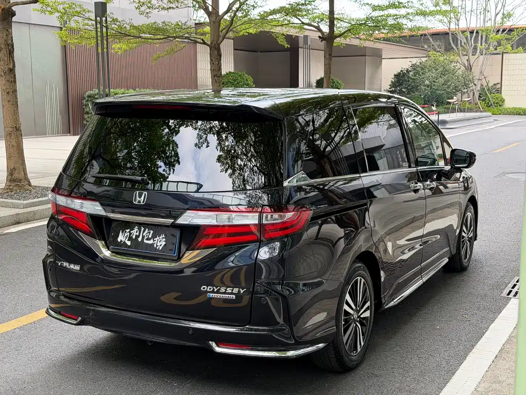 Honda Odyssey 2019 — фото 17