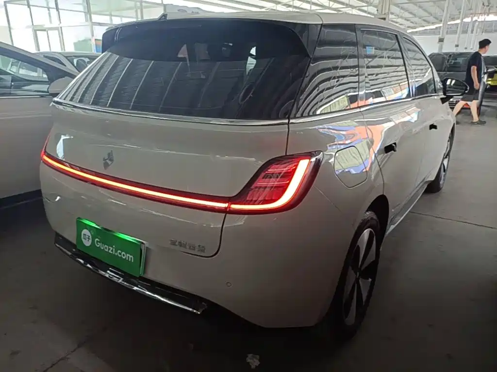 Baojun Clouds 2023
