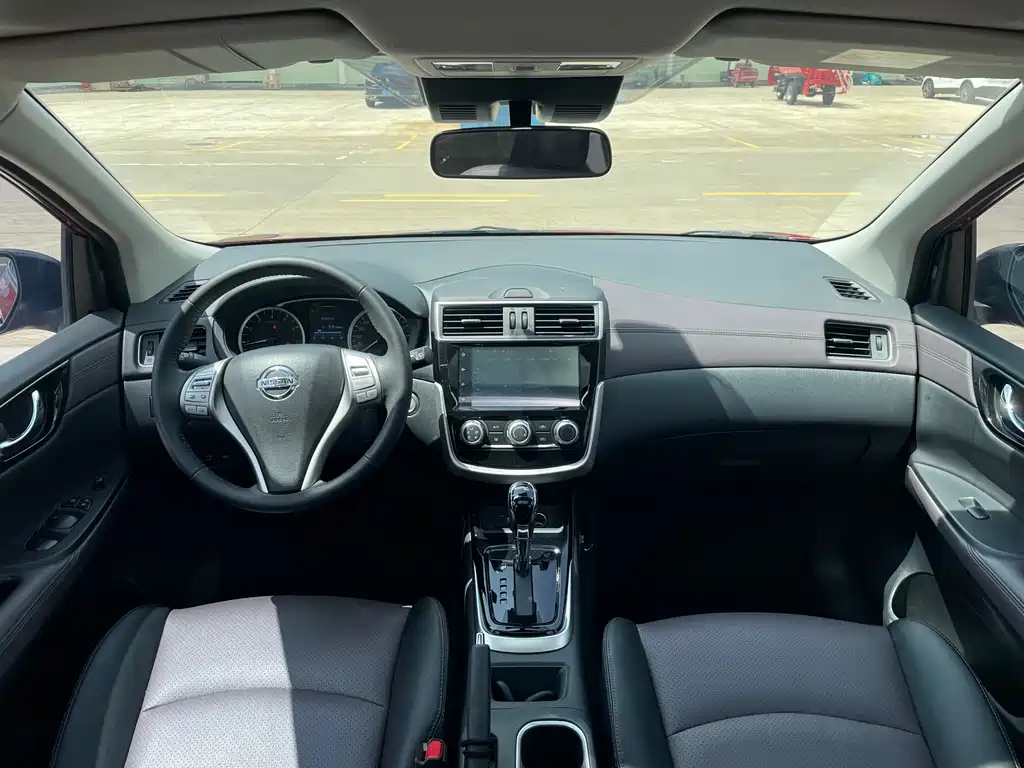 Nissan Tiida 2024