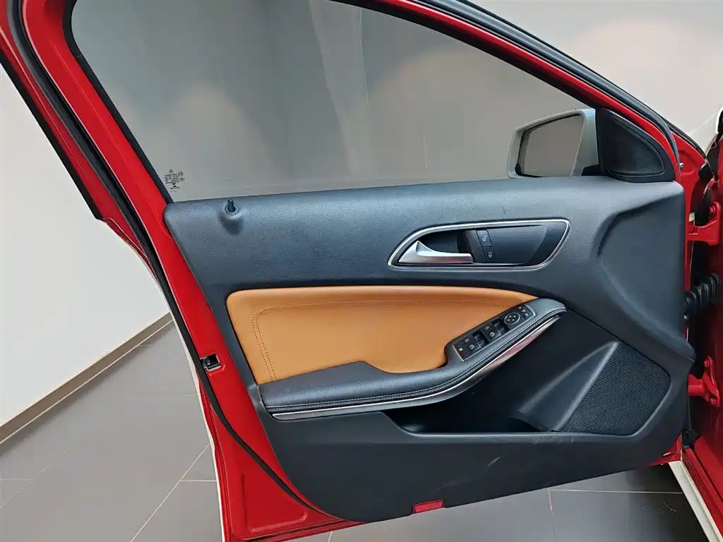 Mercedes-Benz A-Class 2018