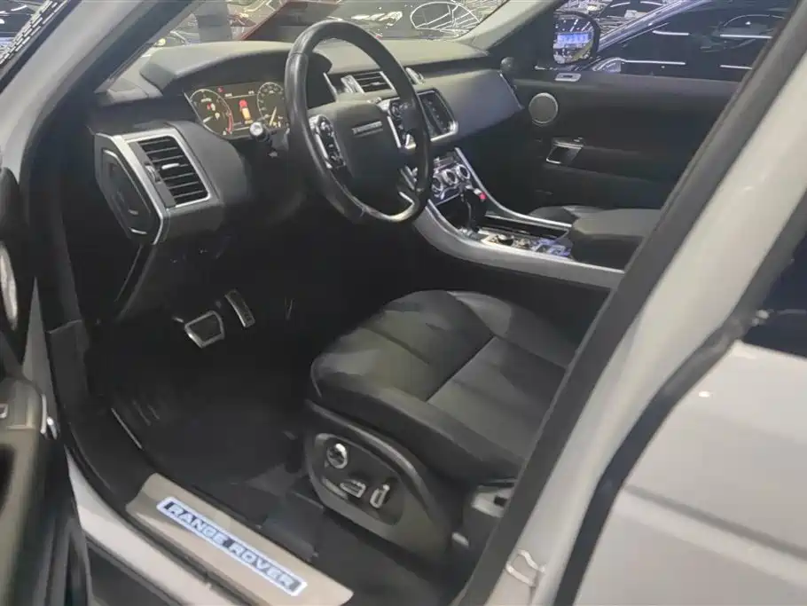 Land Rover Sport 2017 — фото 9