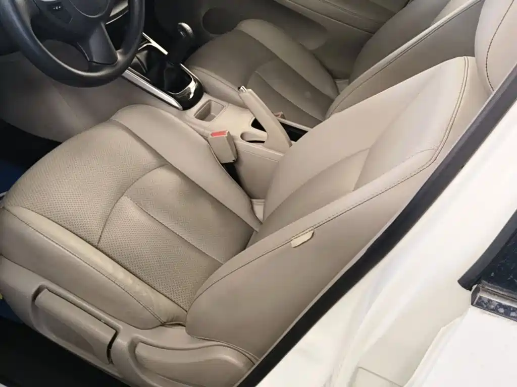 Nissan Sylphy 2016 — фото 11