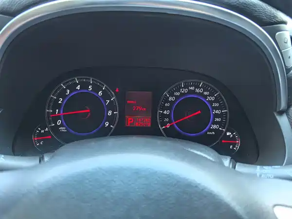 Infiniti FX 2010