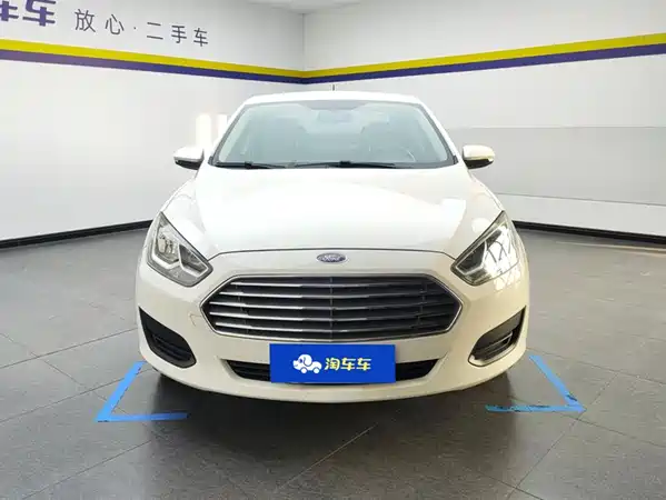 Ford Escort 2018