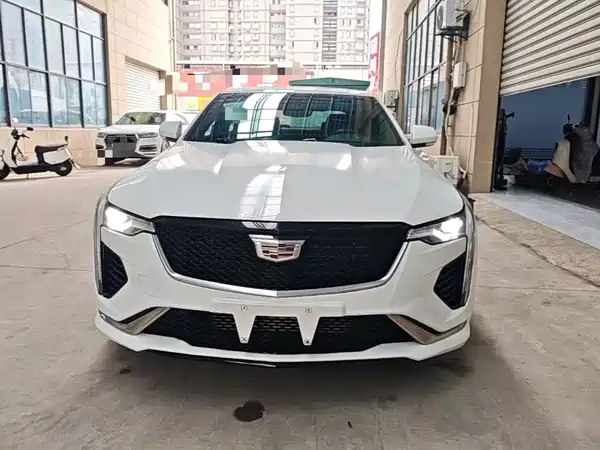 Cadillac CT4 2020