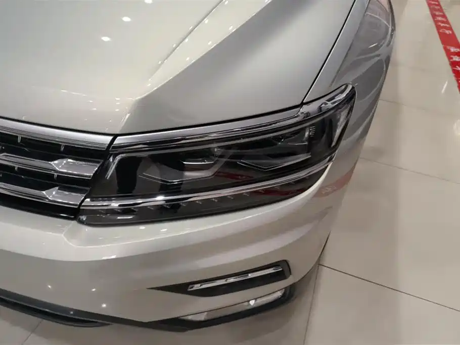 Volkswagen Tiguan L 2019 — фото 5