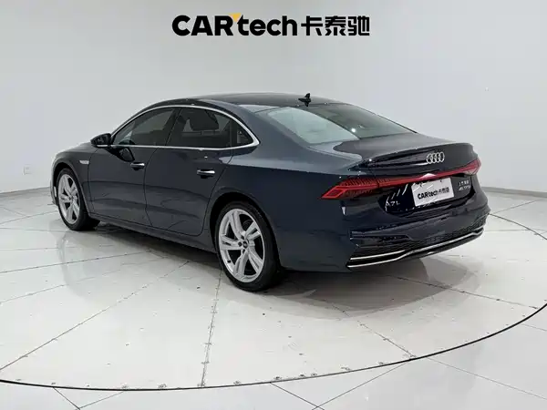 Audi A7L 2023