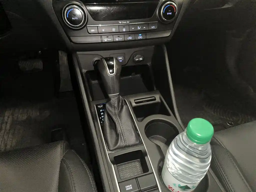 Hyundai Tucson 2018 — фото 11