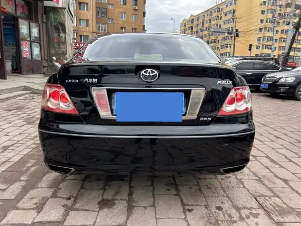 Toyota Reiz 2009