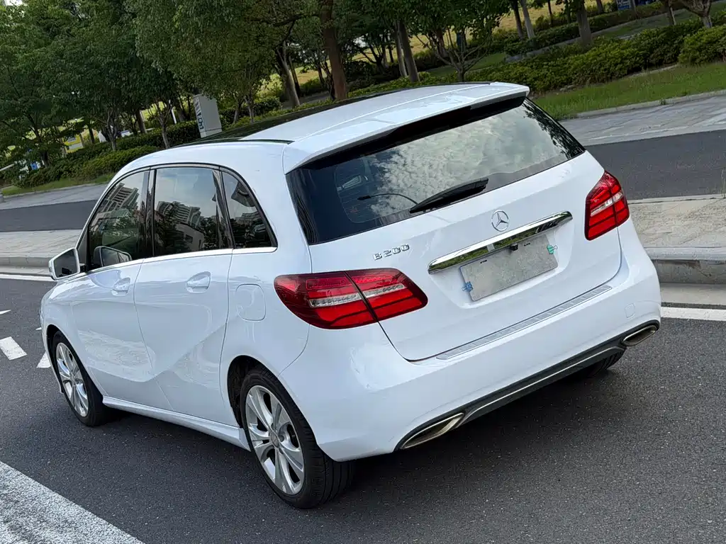 Mercedes-Benz B-Class 2016
