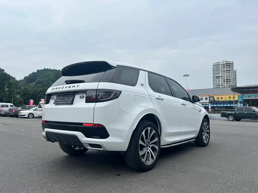 Land Rover Discovery Sport 2021 — фото 9