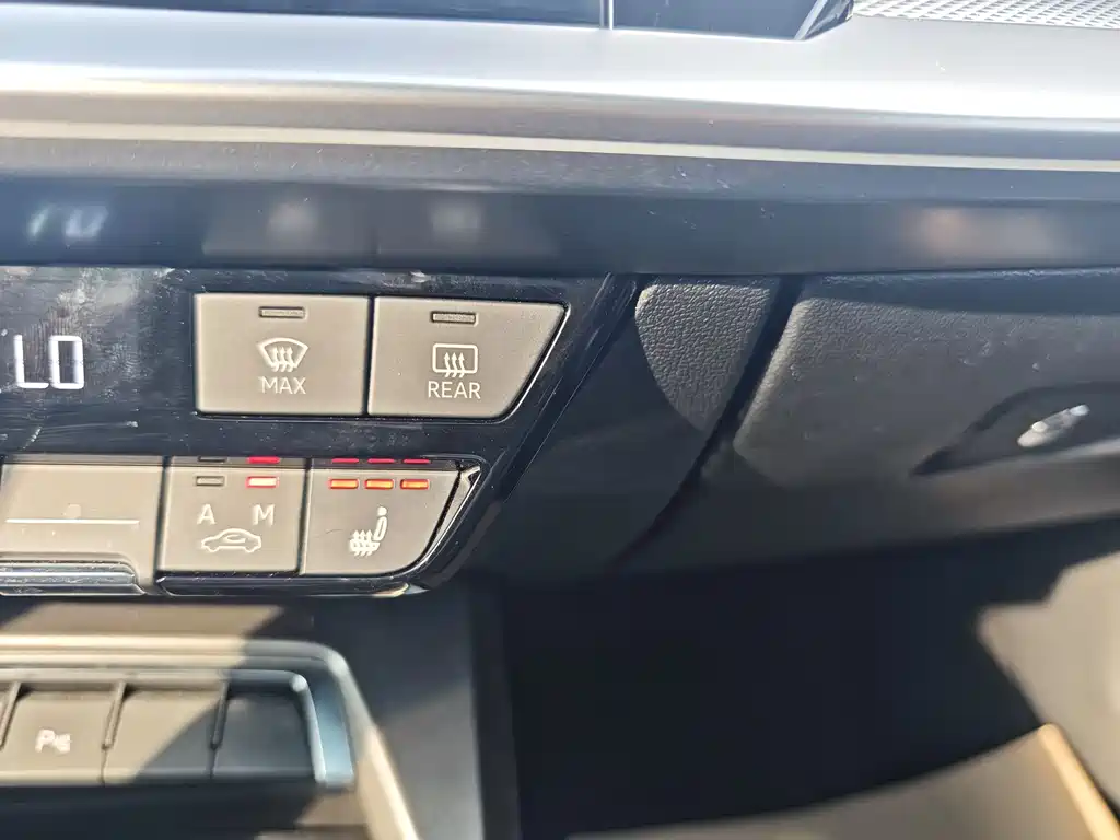 Audi A3 2025 — фото 14